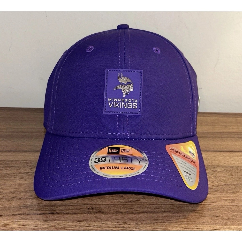 Minnesota Vikings New Era Purple 2025 Sideline 39THIRTY Flex Hat M/L New